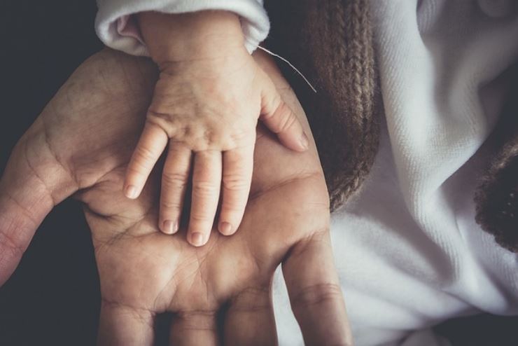 Allergie nei bambini, scoperta incredibile un antistaminico glielo da la mamma