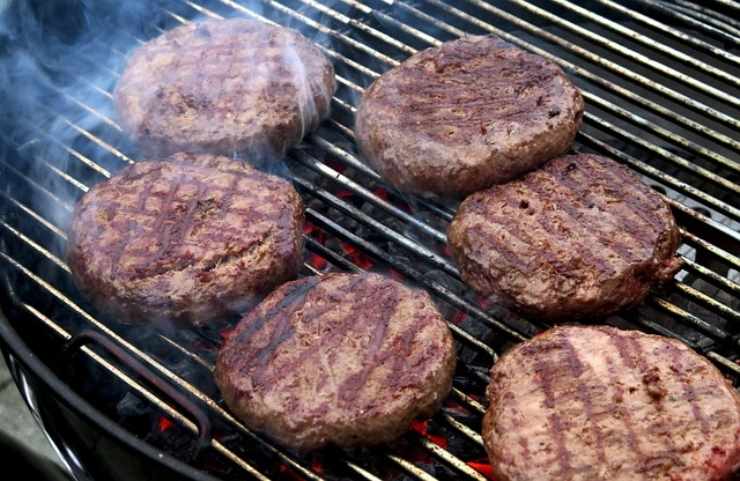 Carne alla brace 5 trucchetti per cuocerla perfettamente