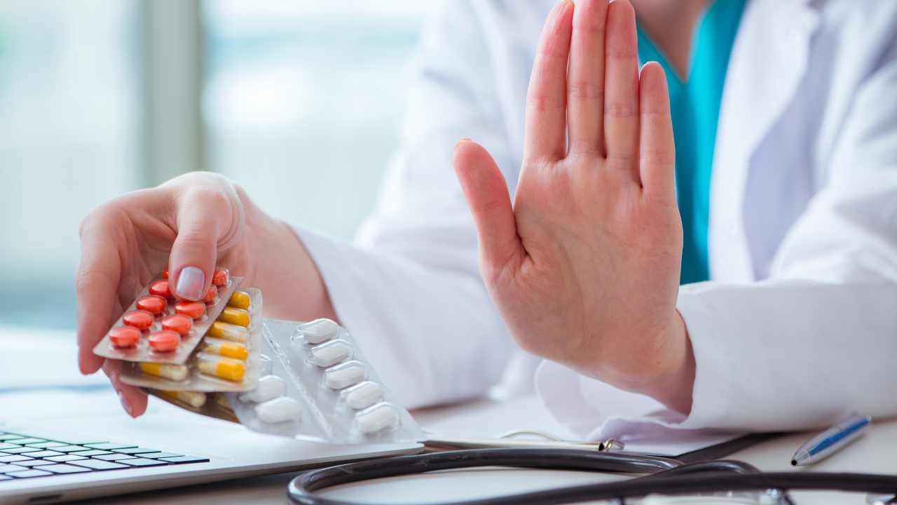 3 farmaci ritirati per rischio gravi danni agli organi