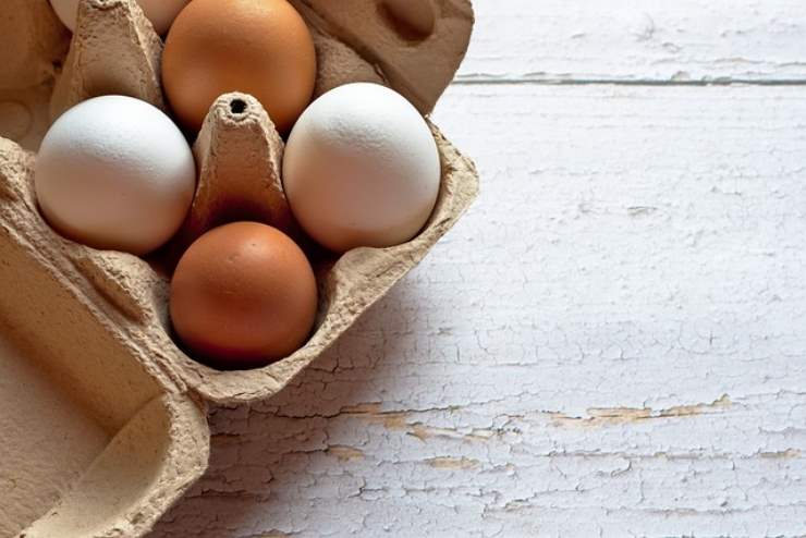 Uova scadute siamo sicuri che si possono mangiare